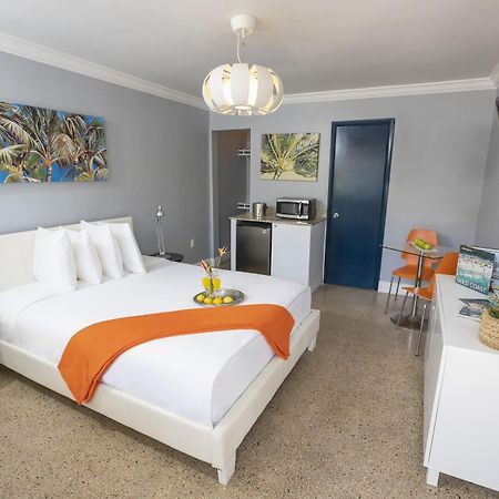Hollywood Beach Suites And Hotel Екстер'єр фото